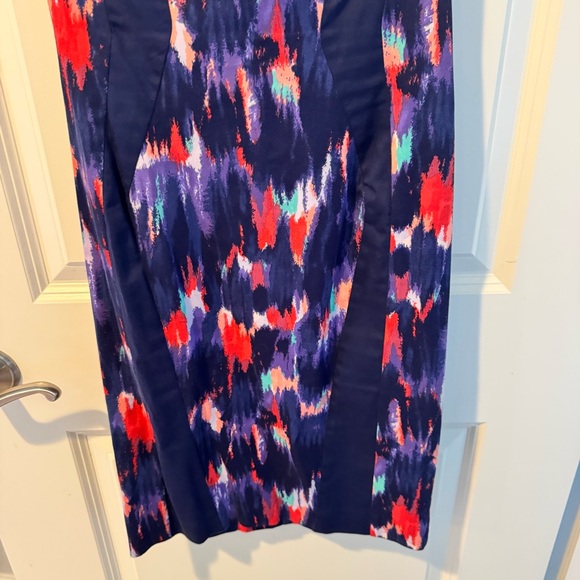 French Connection Multicolor Purple Pencil Dress | Size 6 - Picture 5 of 7